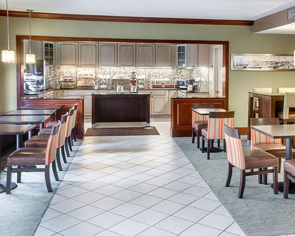 Comfort Inn Newport News - Hampton I-64 Restaurant foto